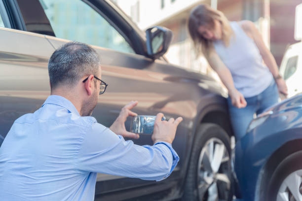 Professional Sr22 Insurance technician working in Windsor, CA